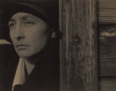 Georgia O’Keeffe tekijältä Alfred Stieglitz