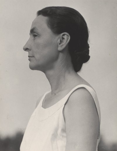 Georgia O’Keeffe tekijältä Alfred Stieglitz
