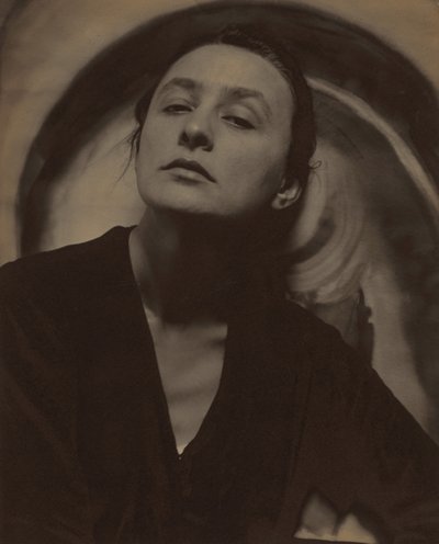 Georgia O’Keeffe tekijältä Alfred Stieglitz