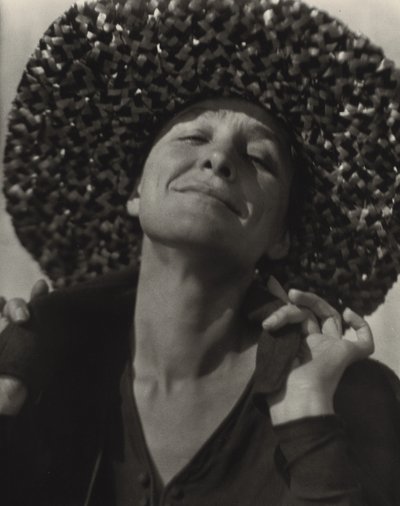 Georgia O’Keeffe tekijältä Alfred Stieglitz