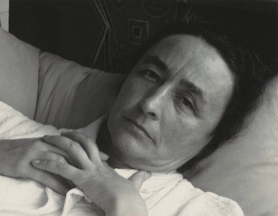 Georgia O’Keeffe tekijältä Alfred Stieglitz