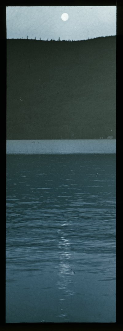 Päivän ja yön kohtaus, Lake George tekijältä Alfred Stieglitz