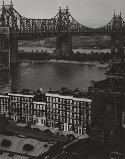 New York, osoitteesta 405 E 54th Street tekijältä Alfred Stieglitz