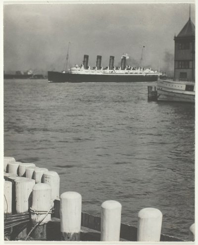 Outward Bound, Mauretania, 1910, painettu 191832. tekijältä Alfred Stieglitz