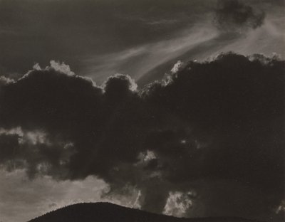 Taivaan lauluja tekijältä Alfred Stieglitz