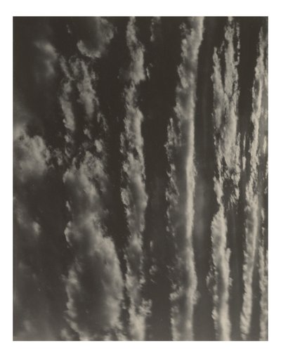 Taivaan lauluja tekijältä Alfred Stieglitz