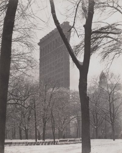 Flatiron tekijältä Alfred Stieglitz