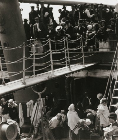 Steerage, 1907, painettu 192039. tekijältä Alfred Stieglitz