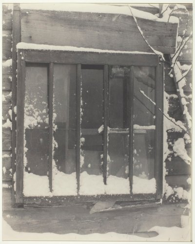 Ikkuna: Puu, lasi, lumi, 1923. tekijältä Alfred Stieglitz