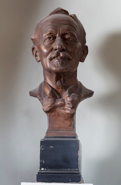 C R Ashbeen veistos, n. 1929 tekijältä Allan Wyon