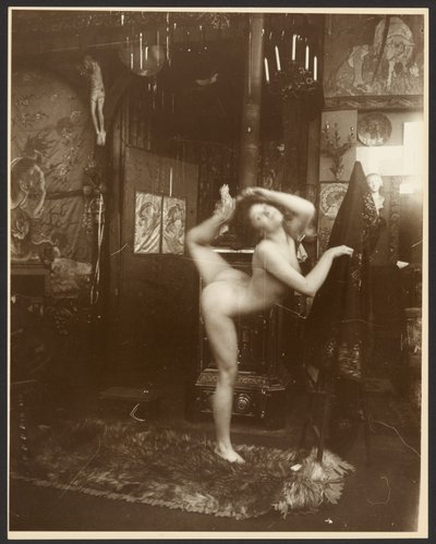 [Alaston naismalli ballerinana, Pariisi] tekijältä Alphonse Maria Mucha