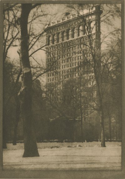 [The Flat Iron Building, New York City] tekijältä Alvin Langdon Coburn