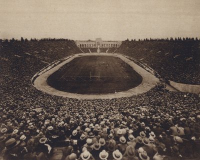 Kalifornia: Los Angeles Coliseum (m/w kuva) tekijältä American Photographer (after)