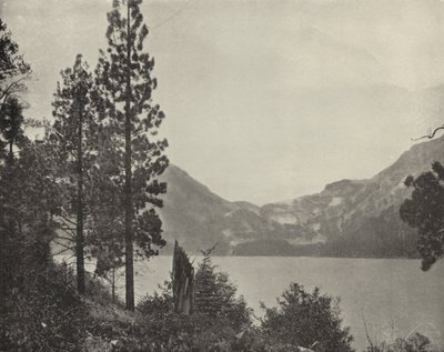 Emerald Bay, Lake Tahoe (m/v kuva) tekijältä American Photographer (after)