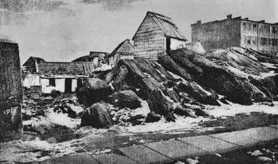 Ensimmäinen puolisävyjäljennös valokuvasta sanomalehdessä, 4. maaliskuuta 1880, New York Daily Graphic (m/v valokuva) tekijältä American Photographer (after)