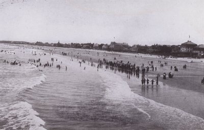 Old Orchard Beach, Maine: Old Orchard Beach (s/w-kuva) tekijältä American Photographer (after)