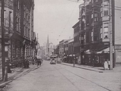 Providence, Rhode Island: Westminster Street East katedraalista (m/w kuva) tekijältä American Photographer (after)