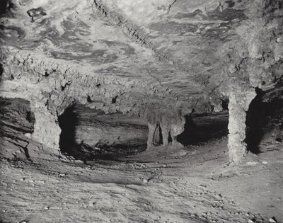 Morsiuskammio, Mammoth Cave, Kentucky (s/w-kuva). tekijältä American Photographer (after)