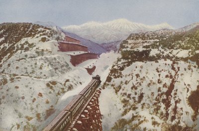 Cajon Pass, Coast Range -vuoriston huipulla, Kalifornia (värillinen kuva) tekijältä American Photographer