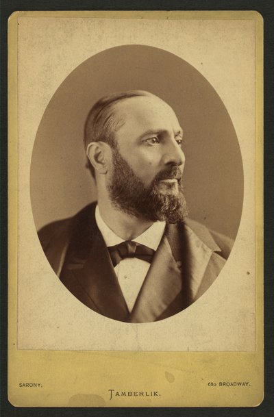Enrico Tambelrlik (m/w kuva) tekijältä American Photographer