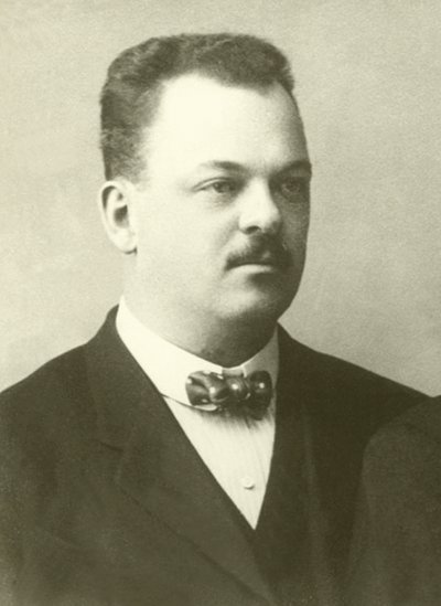 Gideon Sundback (s/w-kuva) tekijältä American Photographer