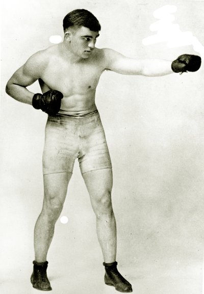 Leo Houck, 1911 (seepiakuva) tekijältä American Photographer