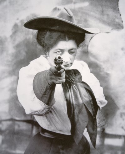 May Lillie (m/w kuva) tekijältä American Photographer