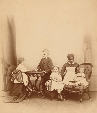 Muotokuva naisesta ja neljästä lapsesta,1860-luku (kuva) tekijältä American Photographer