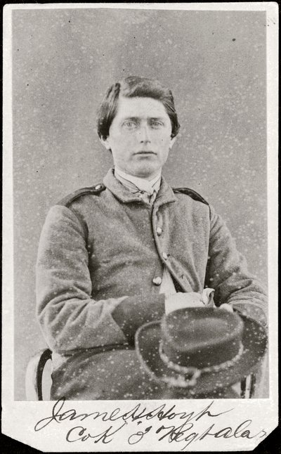 Sotilaan muotokuva (s/w valokuva) tekijältä American Photographer
