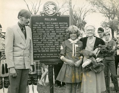Pullman Project (hopeagelatiiniprintti) tekijältä American Photographer
