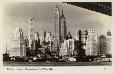 Lower Manhattanin horisontti, New York City, Yhdysvallat (s/w valokuva) tekijältä American Photographer
