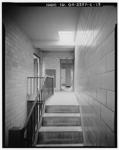 Techwood Homes, Building No. 1, 575-579 Techwood Drive, Atlanta, Fulton County, GA (m/v kuva) tekijältä American Photographer