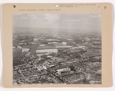 Näkymä Hersheystä, Pennsylvaniassa, 26. toukokuuta 1931 (m/v kuva) tekijältä American Photographer