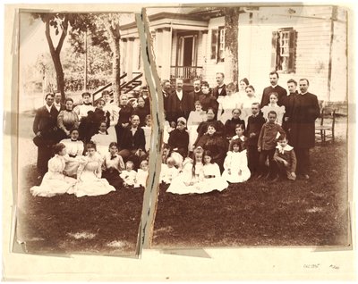 Archer-perheen albumiini (seepiakuva) tekijältä American School