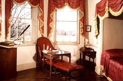 Lepotuoli ja säilytyskaappi Monticellosta, Thomas Jeffersonin kodista, 1700-luvun lopulla tekijältä American School