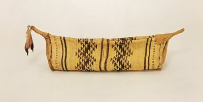 Hupa hyppytanssikori, Pohjois-Carolinasta (kudottu kuitu) tekijältä American School