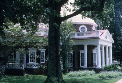 Monticello, jonka on suunnitellut Thomas Jefferson tekijältä American School