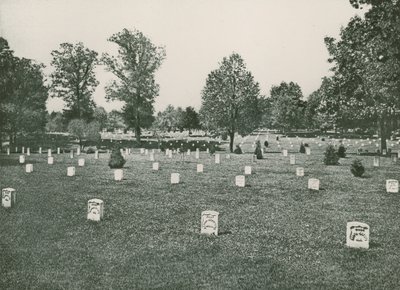 Sotilaiden haudat, Arlington Heights (syväpaino) tekijältä American School