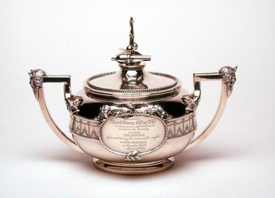Sugarbowl, Tiffany & Co., n. 1863 (hopea) tekijältä American School