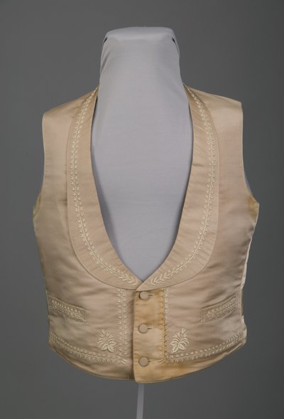 Hääliivi, n. 1855 (edestä), silkkibrokaatti, silkkilankakirjonta, pellava, Wallin & O