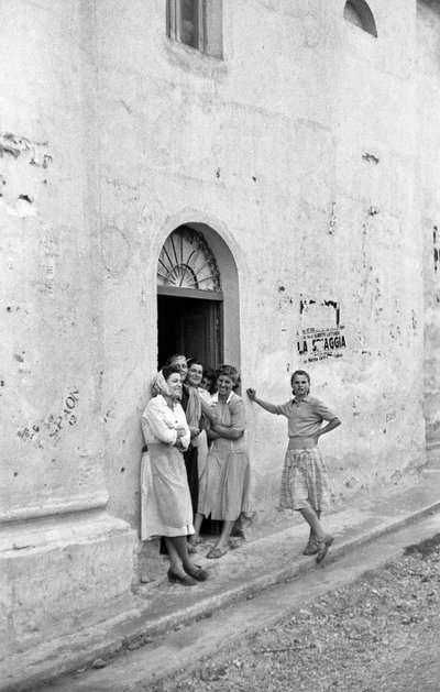 KATKERAT VIINIRYPÄLEET - SUNNUNTAIN EHTOOLLINEN tekijältä Ando Gilardi