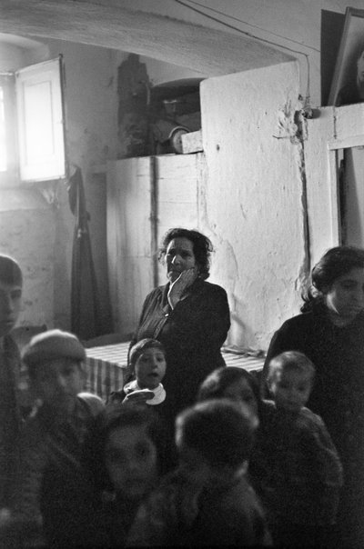 CROTONE - PORTMANIN TALO tekijältä Ando Gilardi