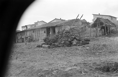 CROTONE - KYLÄ LÄHIKUVASSA, tekijältä Ando Gilardi