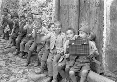 KOULUSSA KÄYTETTY, Melissa tekijältä Ando Gilardi