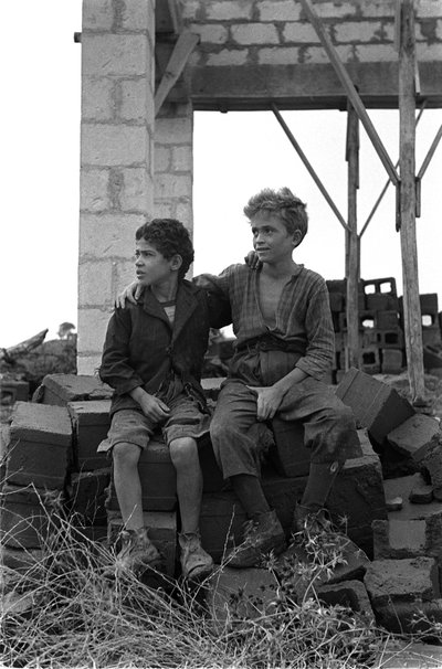 MUURAREIDEN LAPSET tekijältä Ando Gilardi