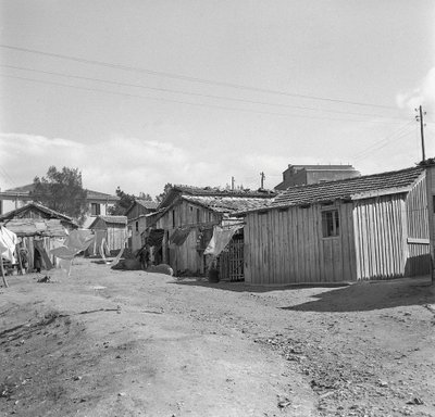 WORKING DISTRICT, Crotone tekijältä Ando Gilardi