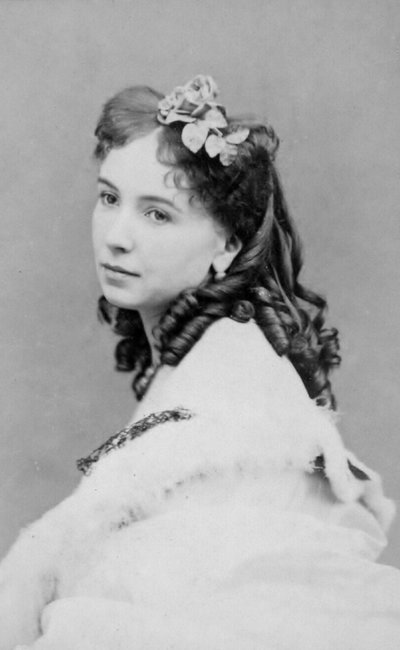 Cora Pearl (A05) tekijältä Andre Adolphe Eugene Disderi