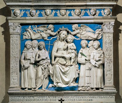 Madonna ja lapsi pyhien kanssa, Andrea della Robbia (1435-1525), lasitetut keramiikka, Medici-kappeli, Santa Crocen kirkko, Firenze, Italia tekijältä Andrea Della Robbia