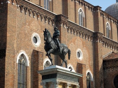 Andrea del Verrocchion Condottiere Colleonin ratsastuspatsas tekijältä Andrea del Verrocchio
