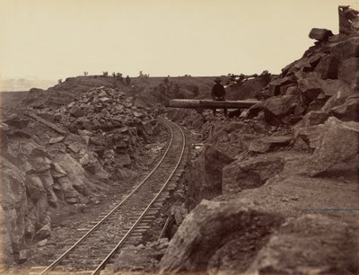Lautanen 9. Dale Creekin sillan itäinen lähestymistapa,1869 (kuva). tekijältä Andrew Joseph Russell